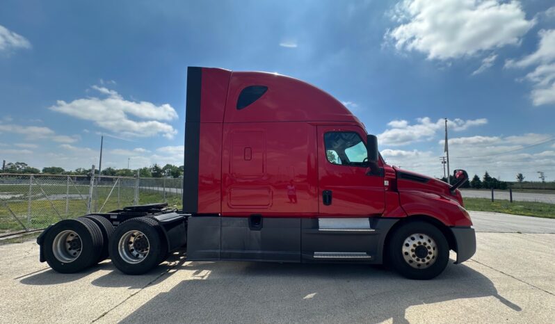 2020 FREIGHTLINER CASCADIA 126