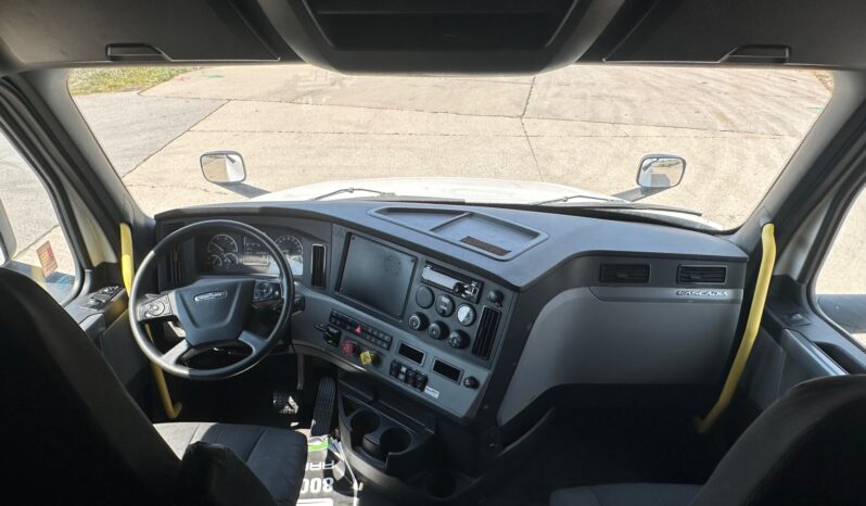 2020 FREIGHTLINER CASCADIA full