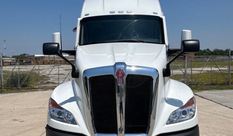 2025 KENWORTH T680
