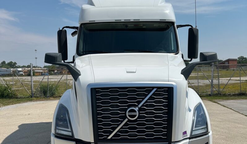 2023 VOLVO VNL 860