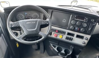 2022 FREIGHTLINER CASCADIA full