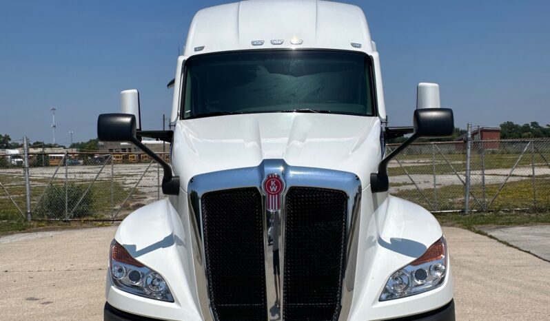 2025 KENWORTH T680