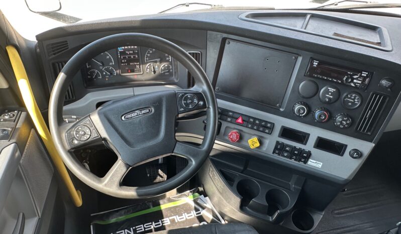 2020 FREIGHTLINER CASCADIA full