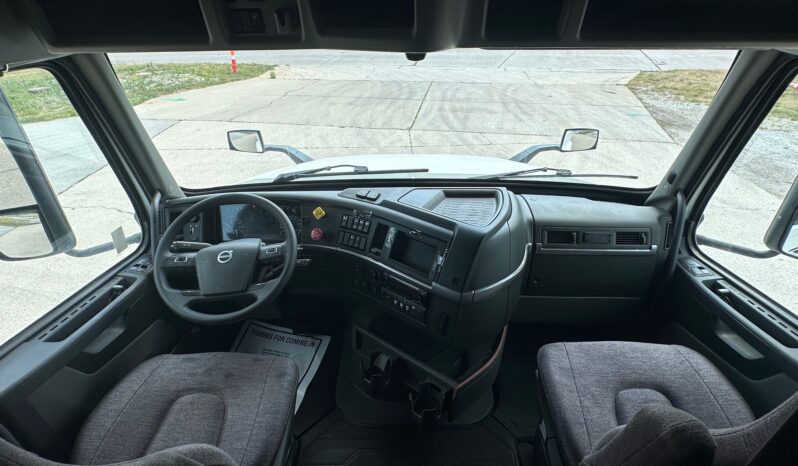 2023 VOLVO VNL860 full