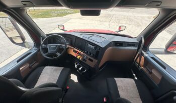 2020 FREIGHTLINER CASCADIA 126 full