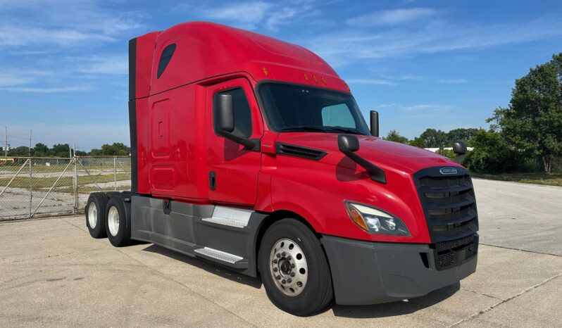2020 FREIGHTLINER CASCADIA 126