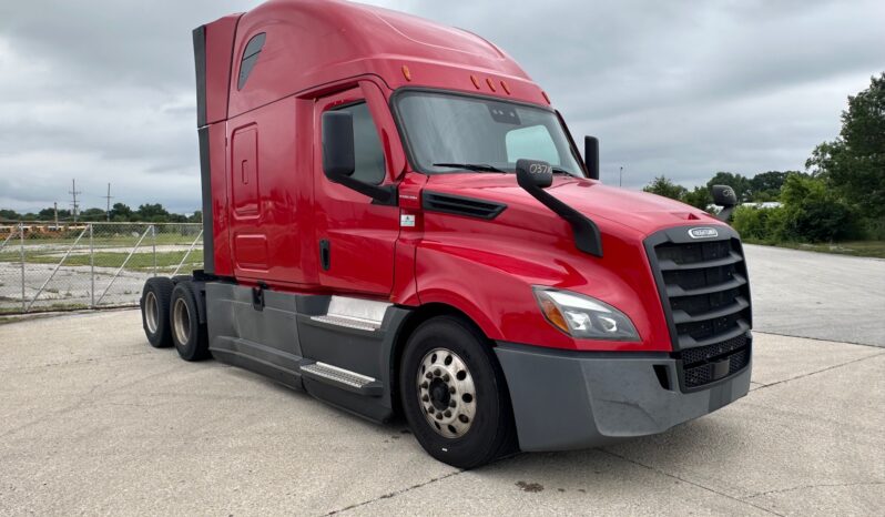 2020 FREIGHTLINER CASCADIA 126