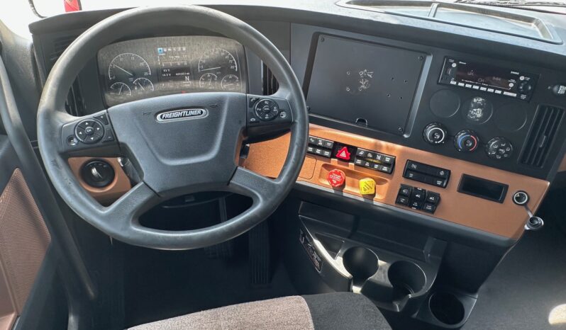 2020 FREIGHTLINER CASCADIA 126 full