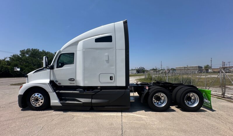 2025 KENWORTH T680