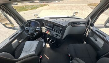 2022 FREIGHTLINER CASCADIA full