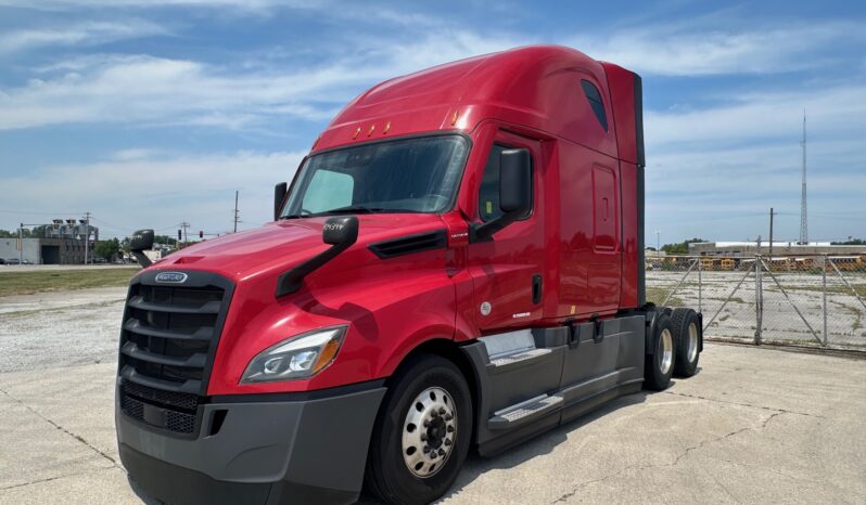 2020 FREIGHTLINER CASCADIA 126