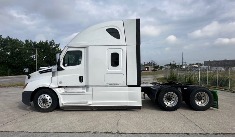 2022 FREIGHTLINER CASCADIA