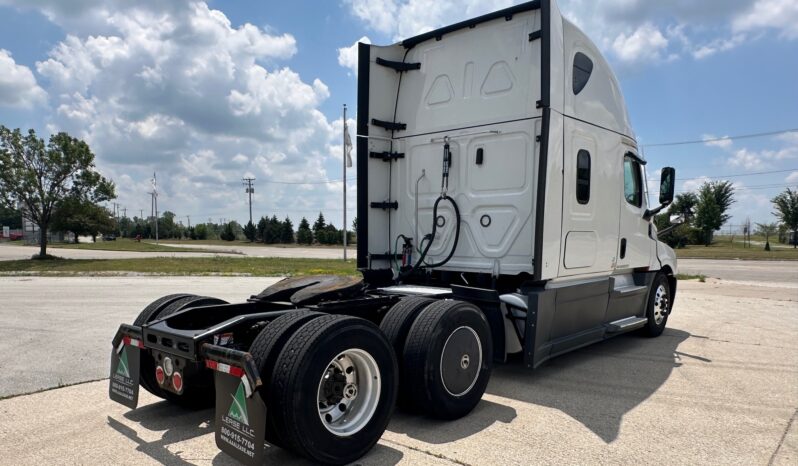 2022 FREIGHTLINER CASCADIA full
