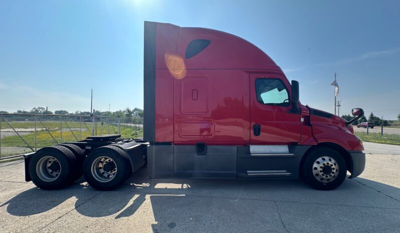 2020 FREIGHTLINER CASCADIA 126