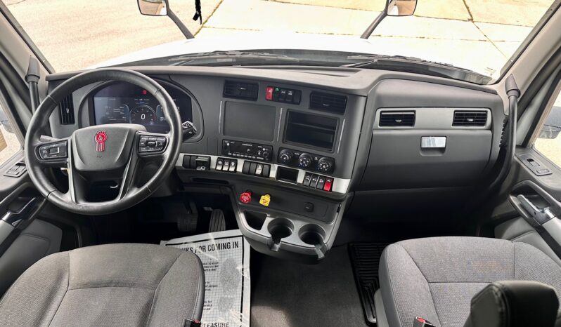 2025 KENWORTH T680 full