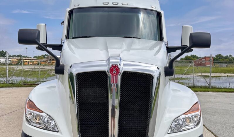 2025 KENWORTH T680