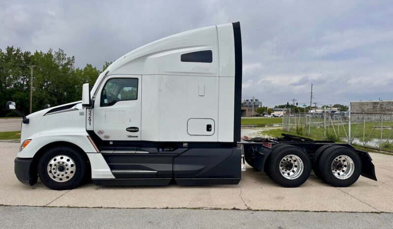 2025 KENWORTH T680