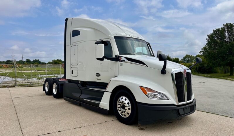 2025 KENWORTH T680