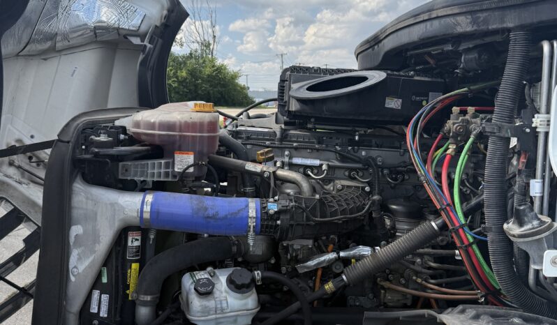 2025 FREIGHTLINER CASCADIA full