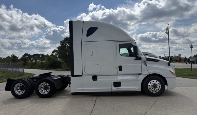 2021 FREIGHTLINER CASCADIA