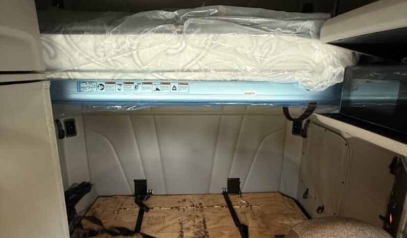 2024 PETERBILT 579 full