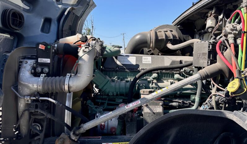 2024 VOLVO VNL860 full
