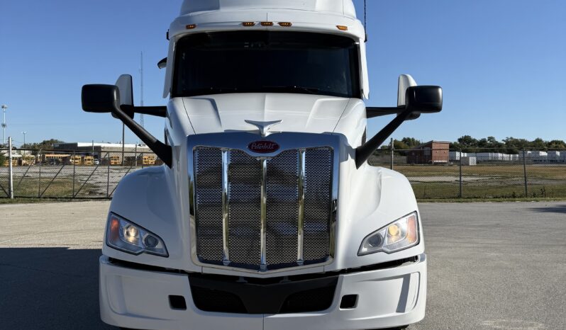 2023 PETERBILT 579