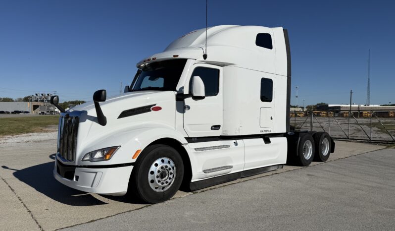 2023 PETERBILT 579